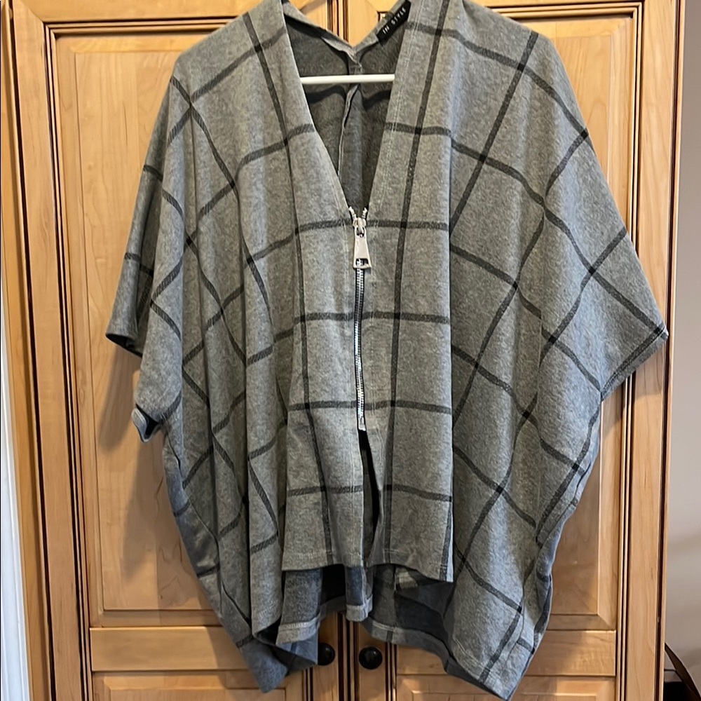 Gray Plaid Zip-Up Cape Top